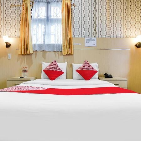 Oyo 1140 Hotel Tresya Tanjung Balai Tanjungbalai Eksteriør billede