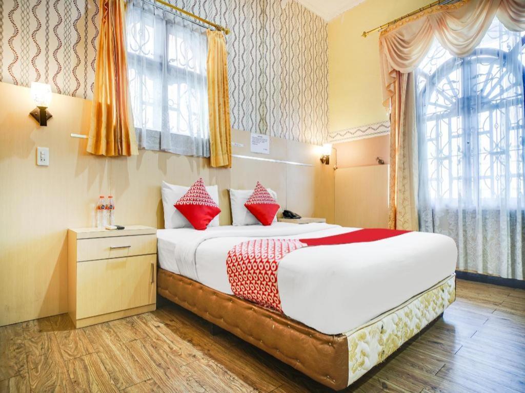Oyo 1140 Hotel Tresya Tanjung Balai Tanjungbalai Eksteriør billede